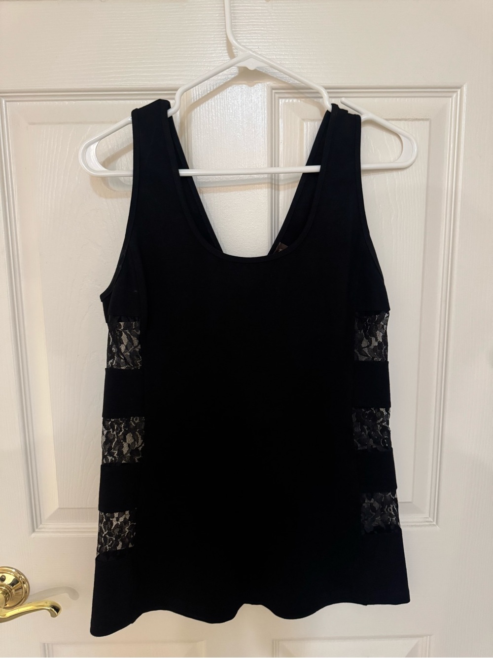 Black Lace Panel Sleeveless Tank Top
